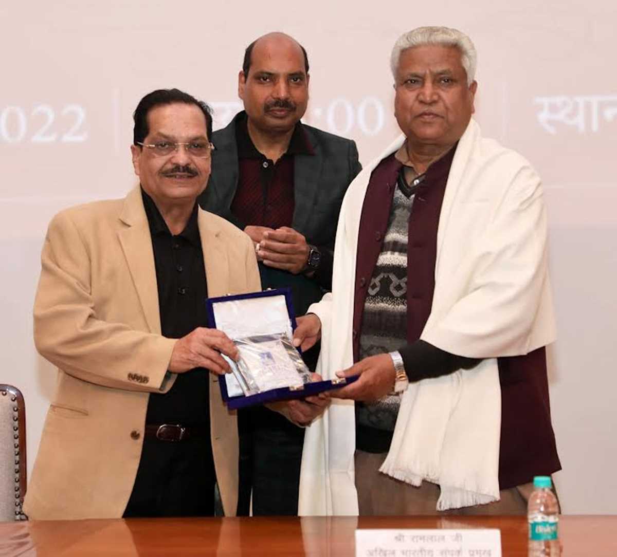 आत्म निर्भर भारत बनाने के लिए देश को पहले रखना होगा : रामलाल